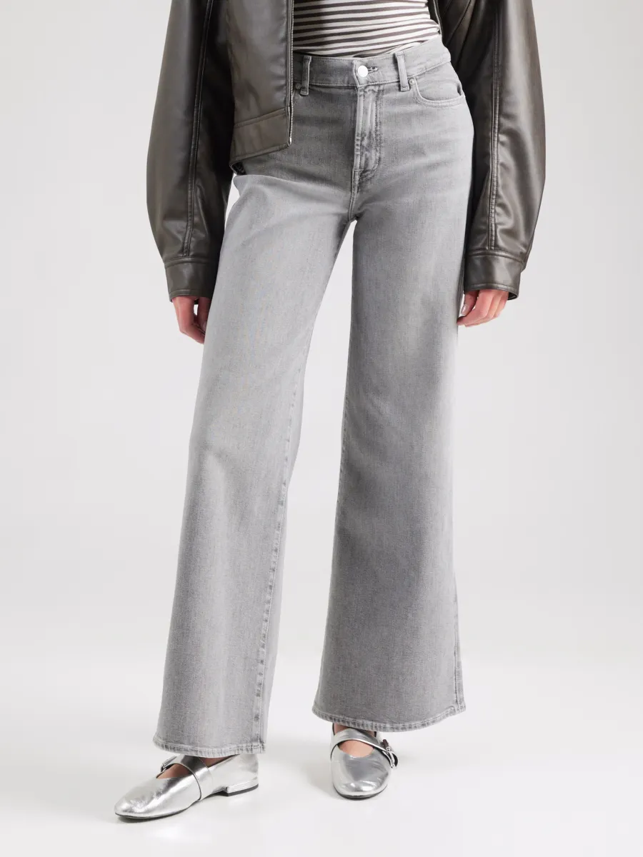 7 FOR ALL MANKIND