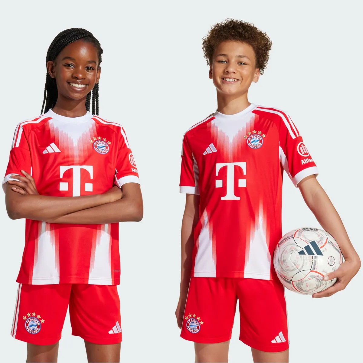 ADIDAS PERFORMANCE Λειτουργικό μπλουζάκι 'FC Bayern München Home 25-26'