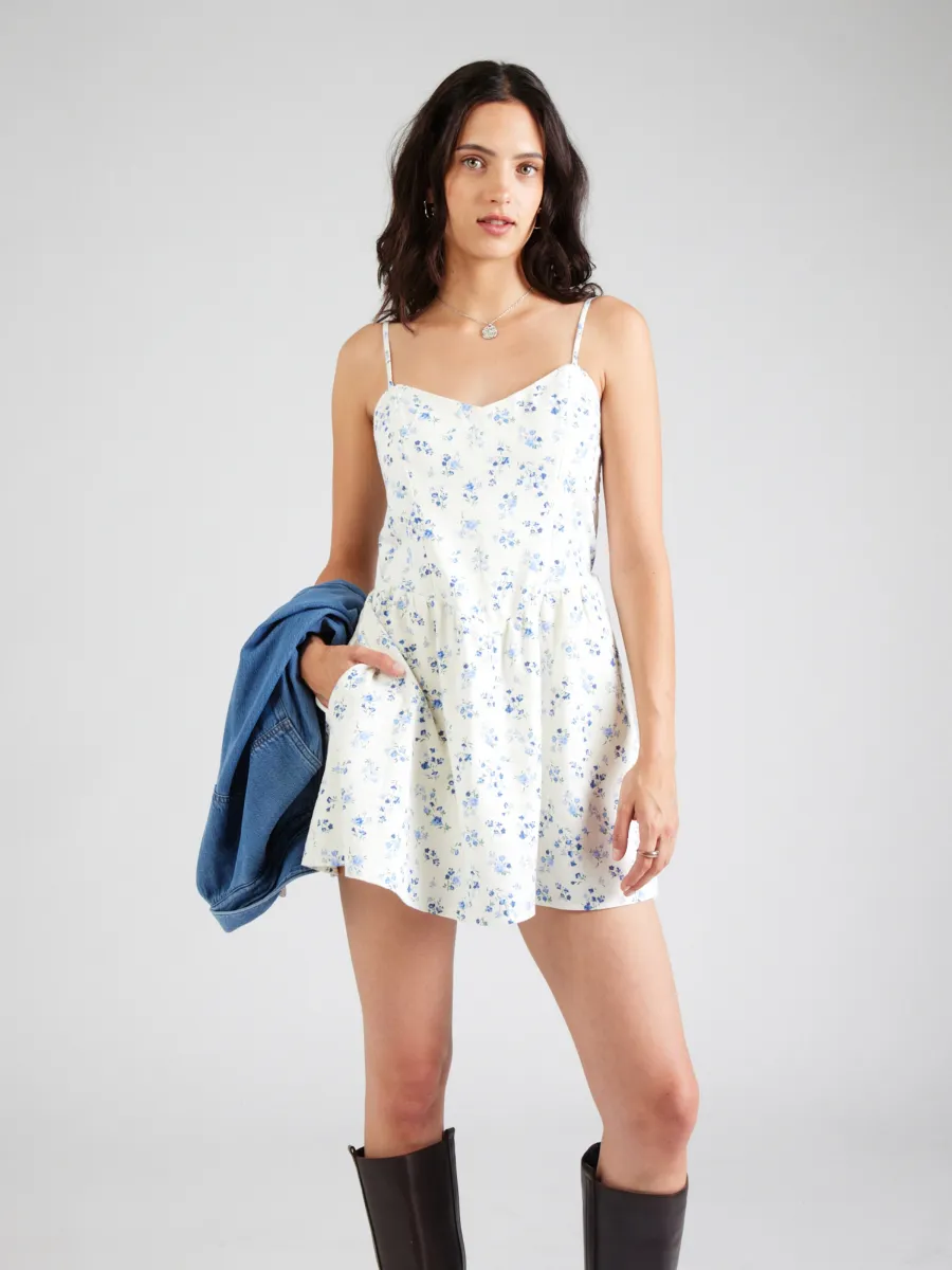 HOLLISTER
