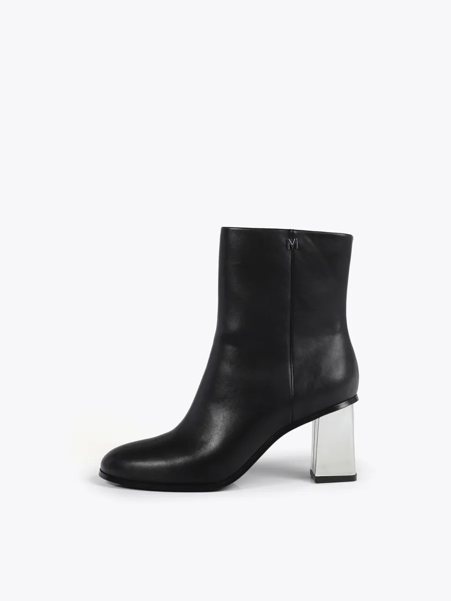 Lola Casademunt Ankle boots