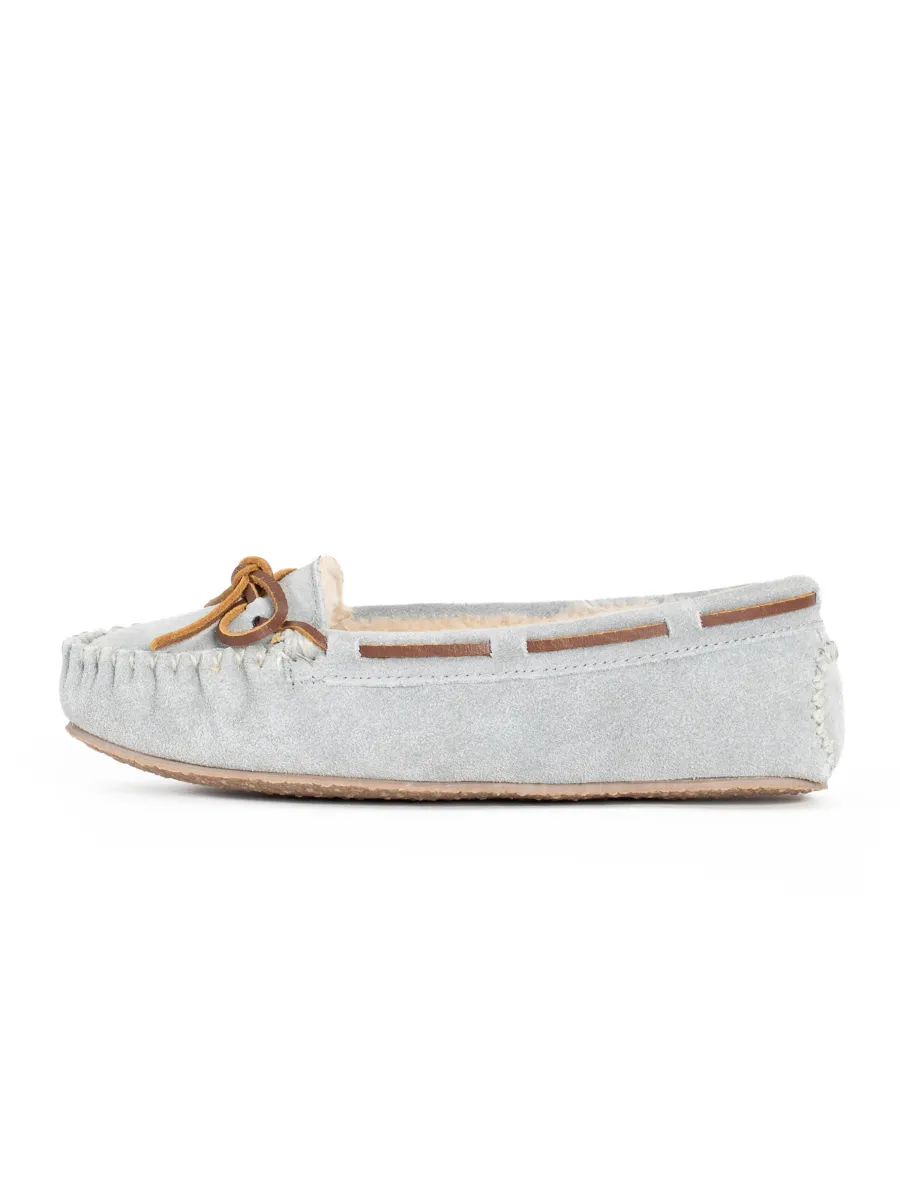 Minnetonka Παντόφλα 'Cally'