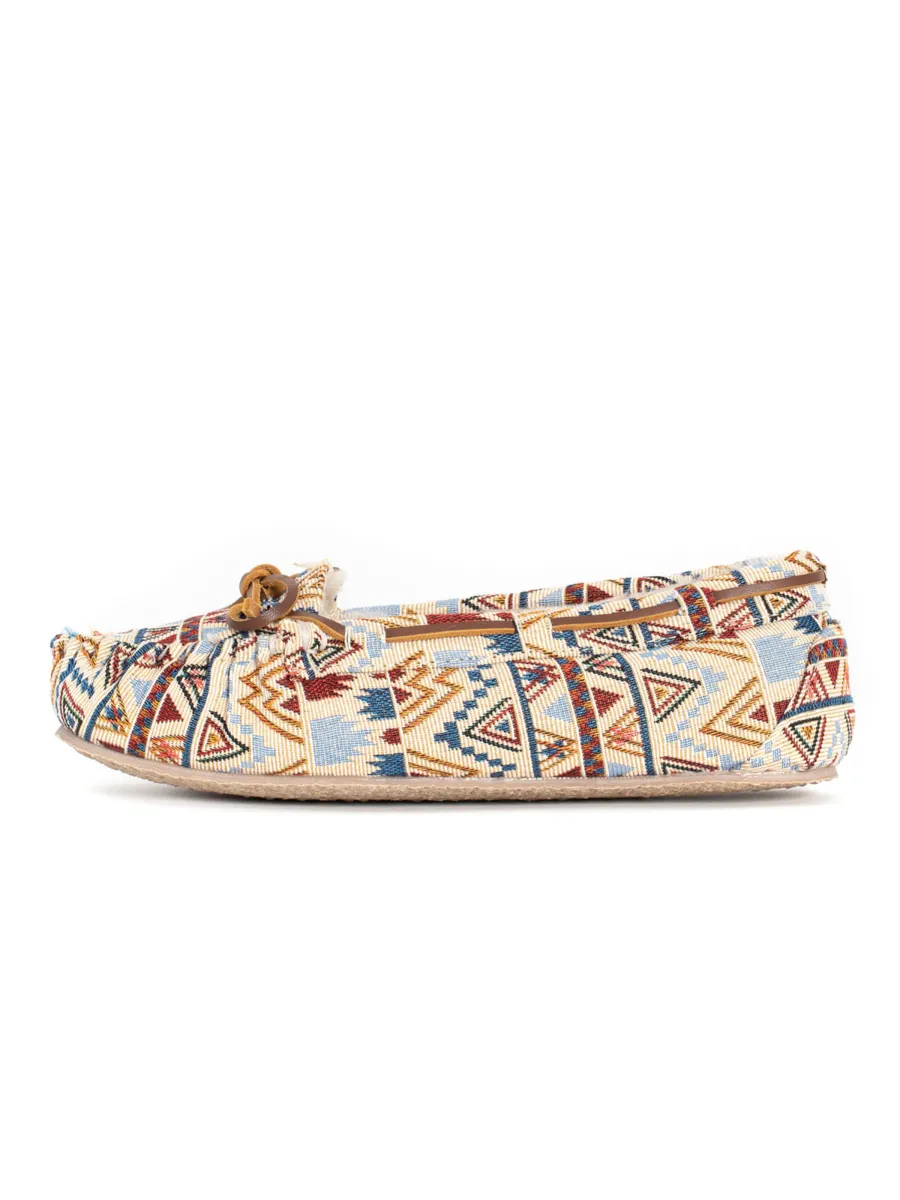 Minnetonka Παντόφλα 'Cally'