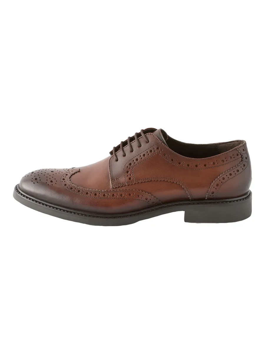 Next Δετό παπούτσι 'Derby Brogues'