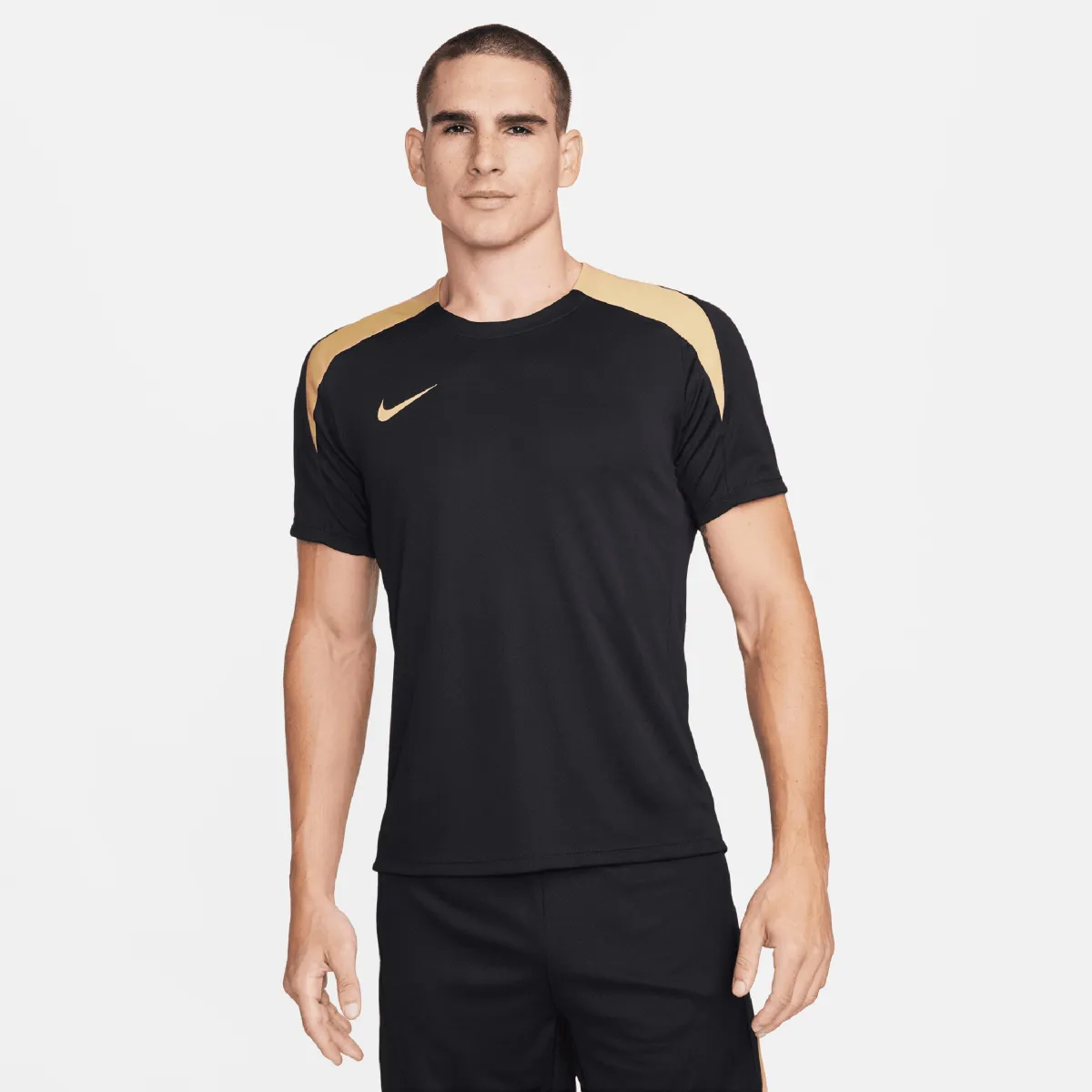 NIKE Λειτουργικό μπλουζάκι 'Strike'