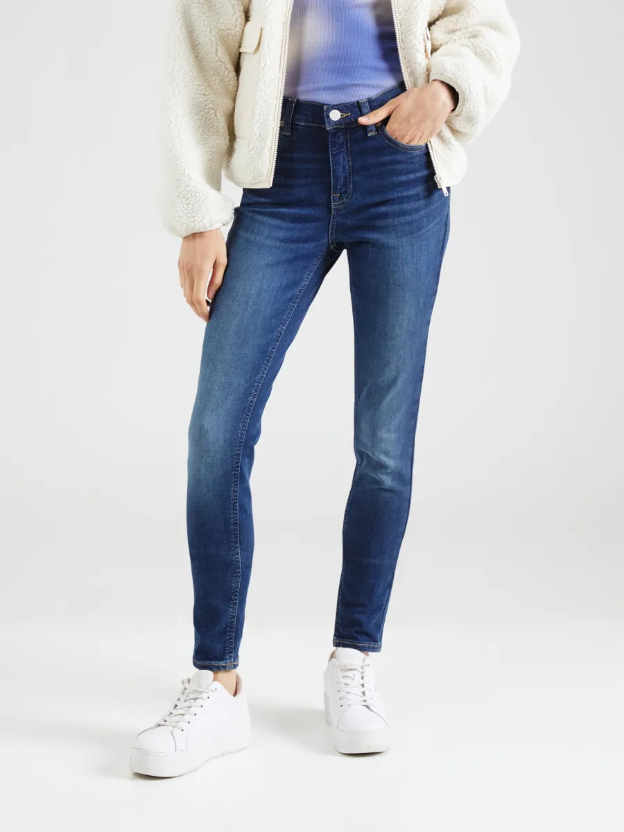 TOMMY JEANS
