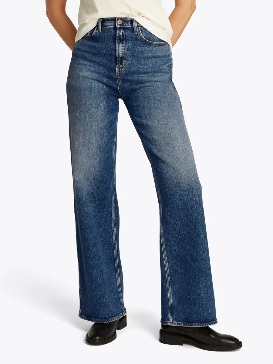TOMMY JEANS