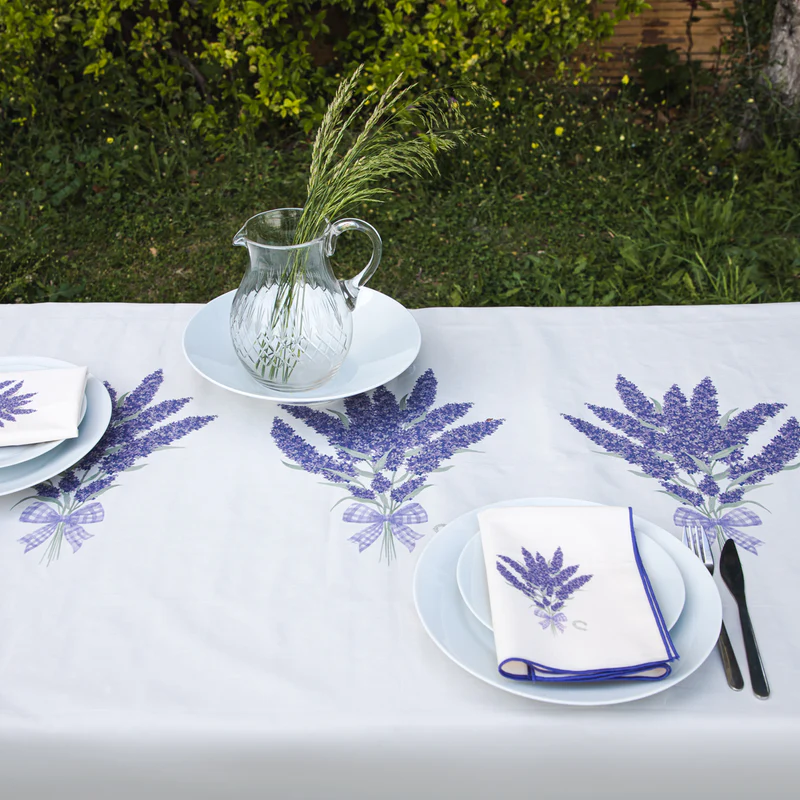 Tablecloth Inez Sand 140x140cm.