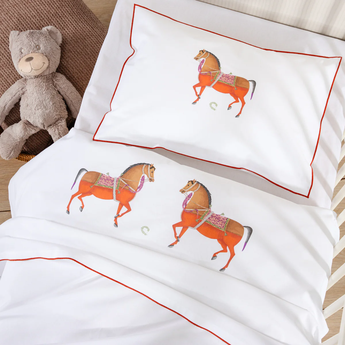 Σετ Σεντόνια Bebe Iranian Horse Λευκό 120x170 Solitaire