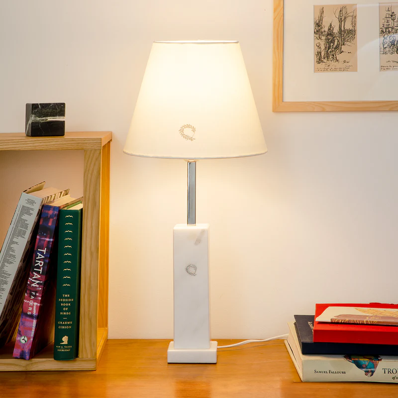 DELOS WHITE LAMP