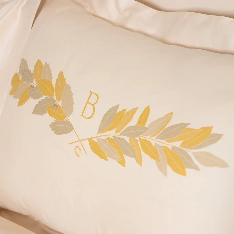 PAIR OF DAFNI PILLOWCASES WITH MONOGRAM ECRU 50X75CM.