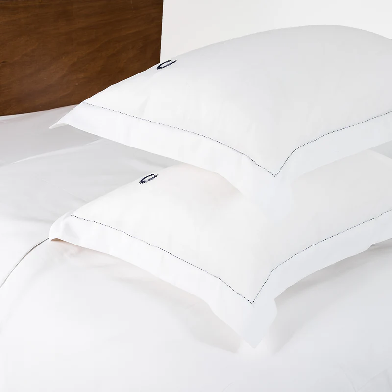 Hotel Line Handstich White Duvet Cover Set 3 pcs. 240x220cm.