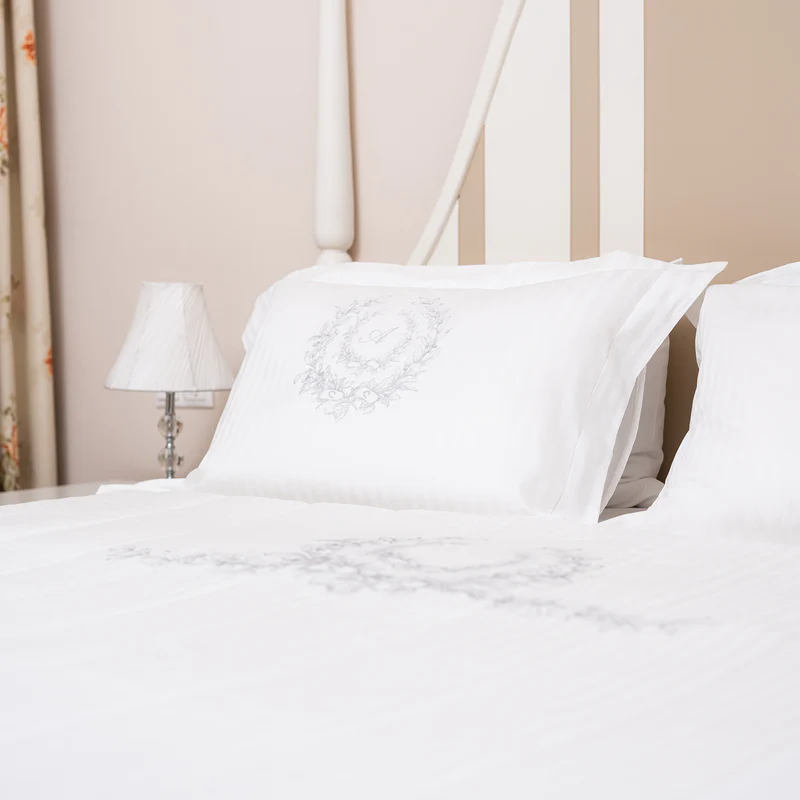 Bedspread King Size INITIAL without Monogram White 240x260cm.