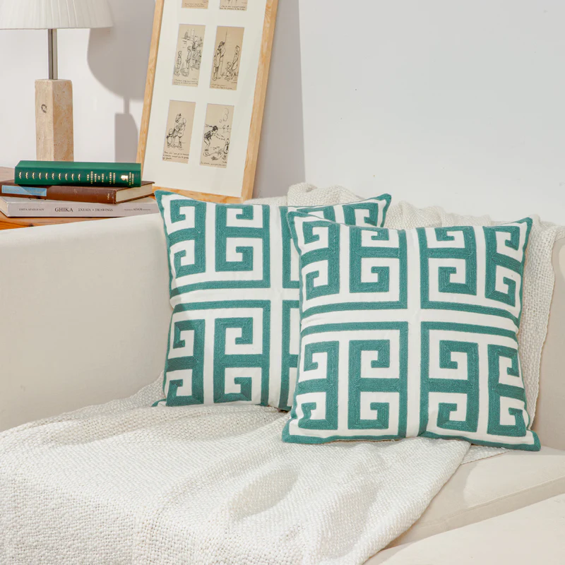 Decorative Pillow Stripe Pink 45x45cm.