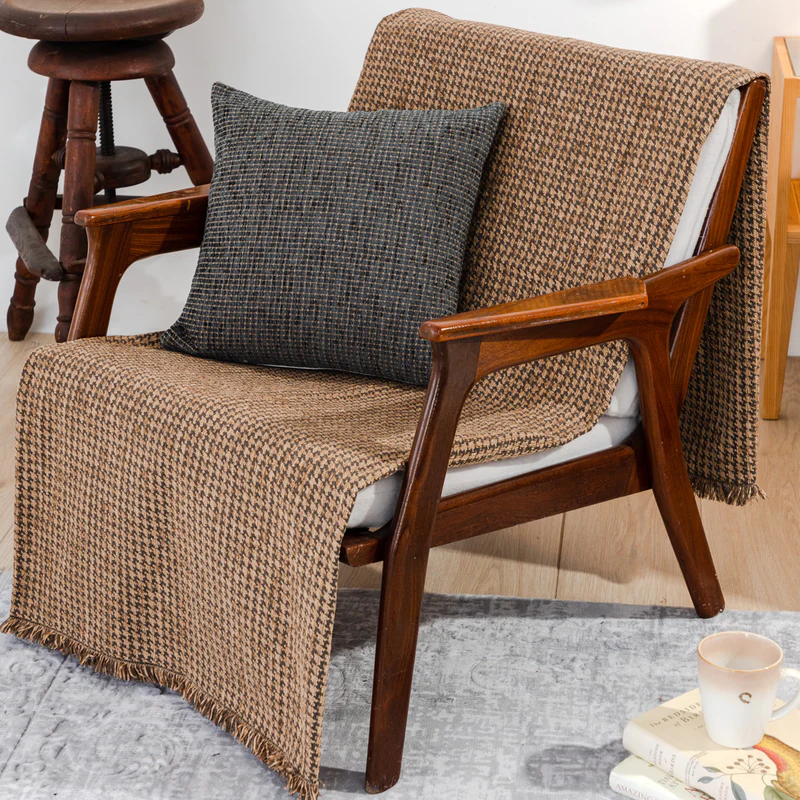 Throw Armchair Pied De Poule Ciel 170x170cm.