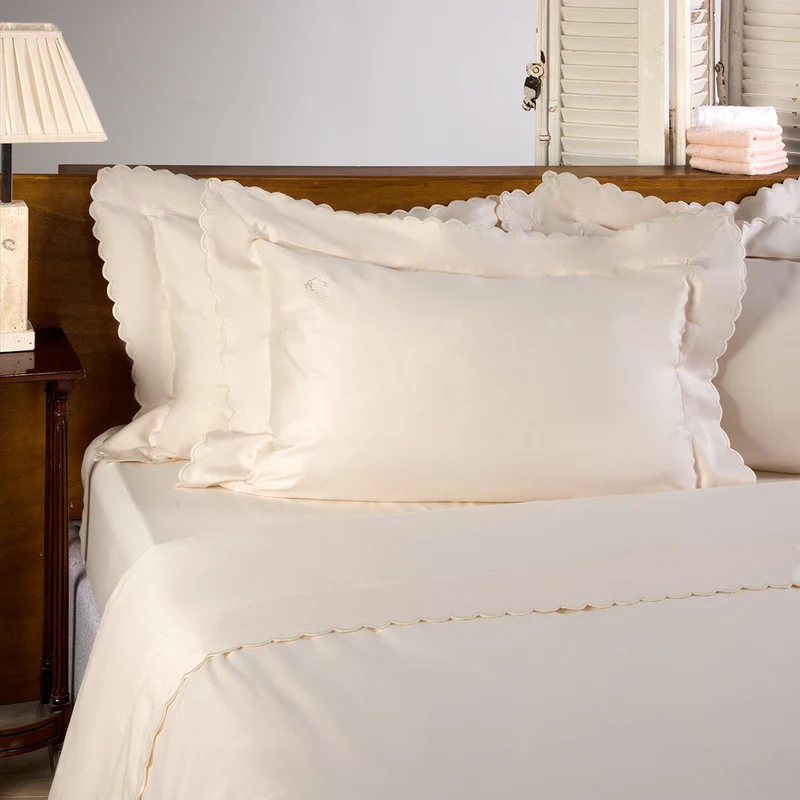 Sheets Extra Double Satin Festa Panna Set of 4 pcs. 240x270cm.