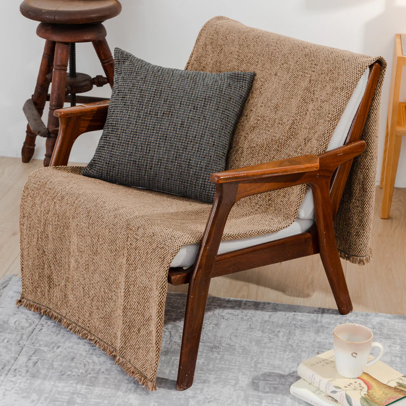 Throw Armchair Fourteen Silver 170x170cm.