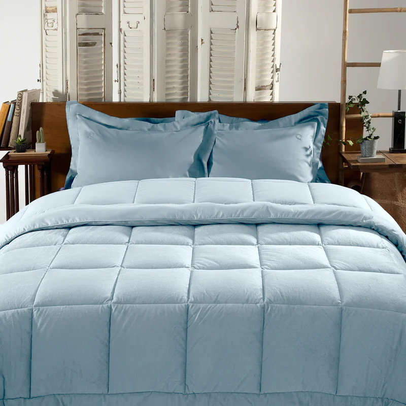 Velor Quilt Blue 220x240cm.
