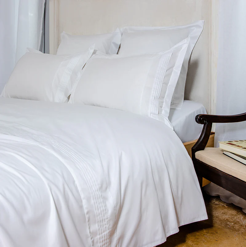 Super Double Pleated Satin White Sheets Set of 4 pcs. 240x270cm.