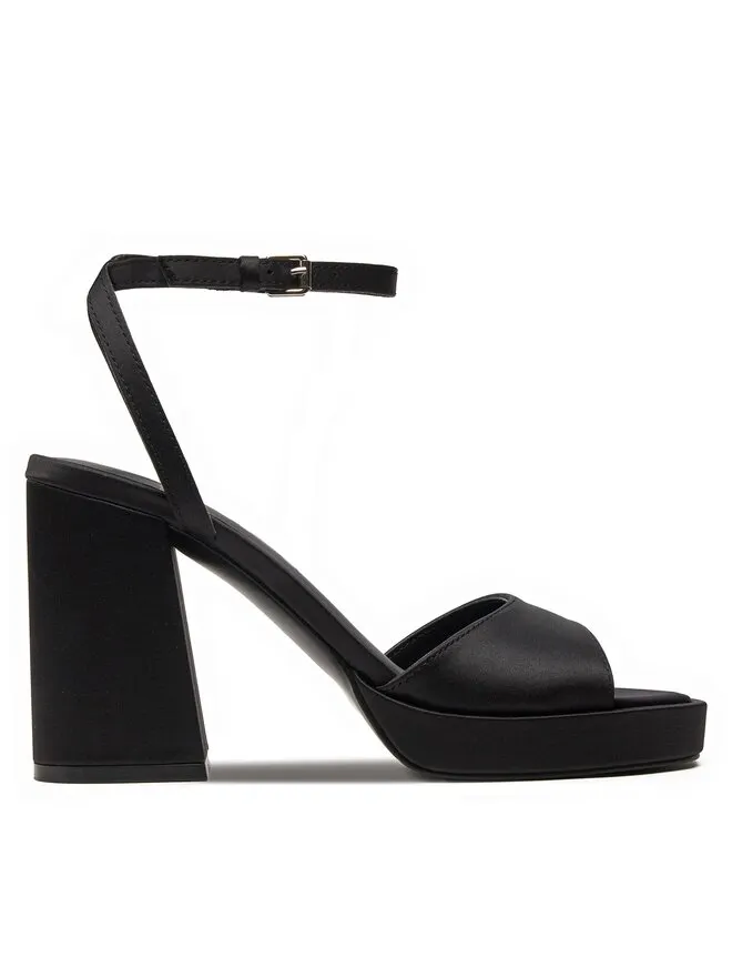 Σανδάλια · Μαύρο · 9 cm