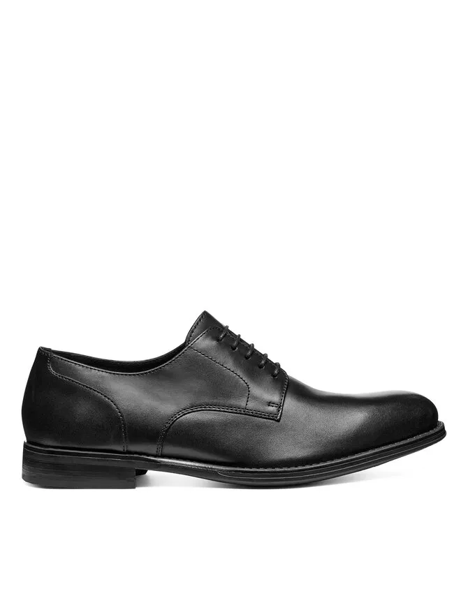 Κλειστά παπούτσια · Μαύρο