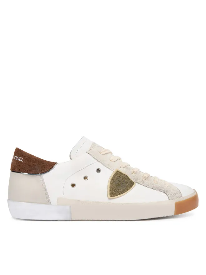 Αθλητικά · Λευκό