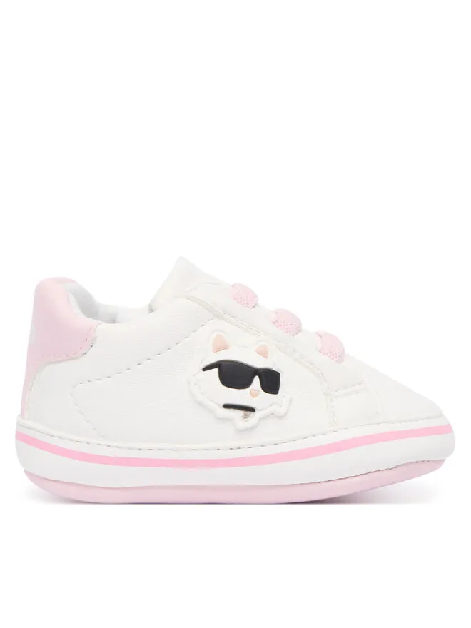 Κλειστά παπούτσια · Λευκό