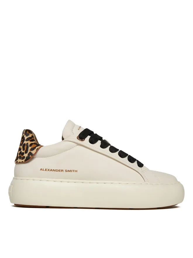 Αθλητικά · Λευκό