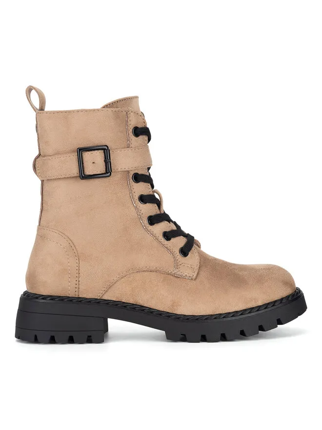 Μποτίνια · Μπεζ