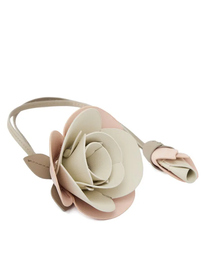 Μενταγιόν · Έγχρωμο