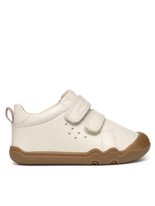 Αθλητικά · Εκρού