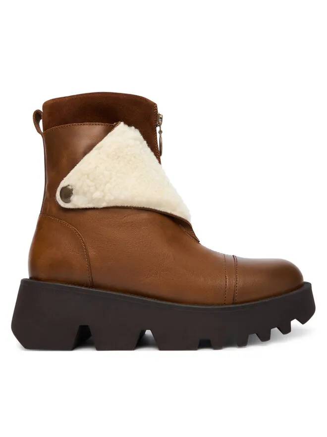 Μποτάκια · Καφέ