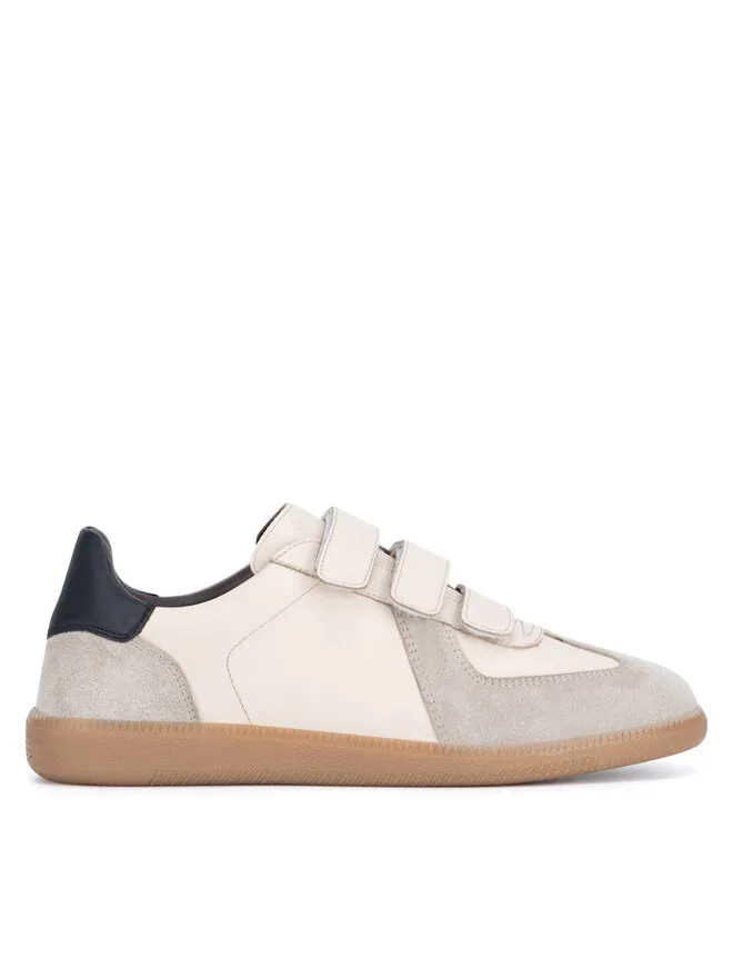 Αθλητικά · Μπεζ