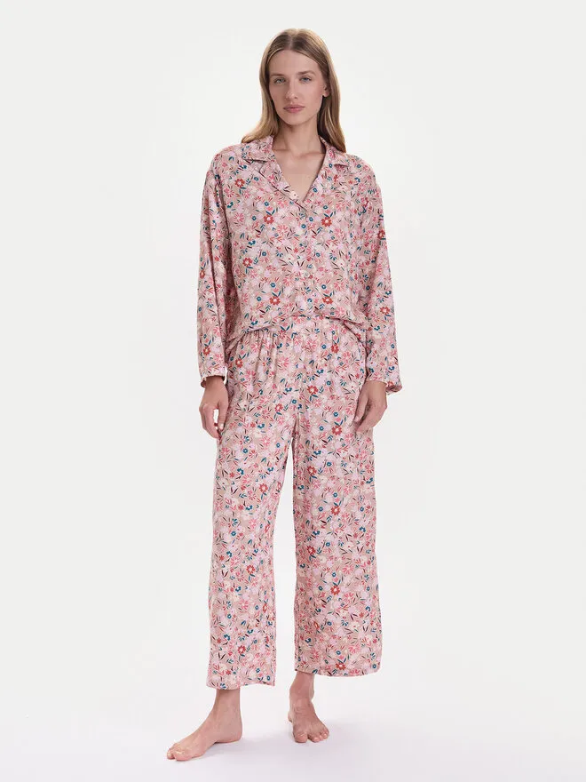 Πιτζάμα · Μπεζ