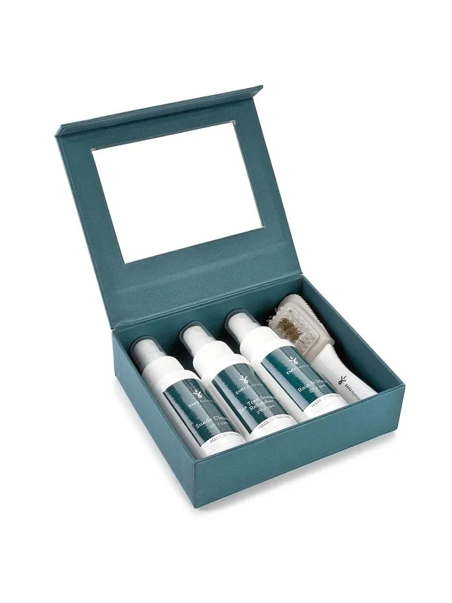 Σετ καθαρισμού · Care Kit Assorted