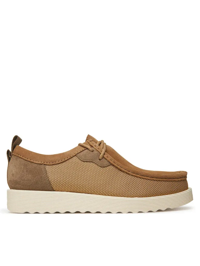 Clarks Κλειστά παπούτσια · Καφέ