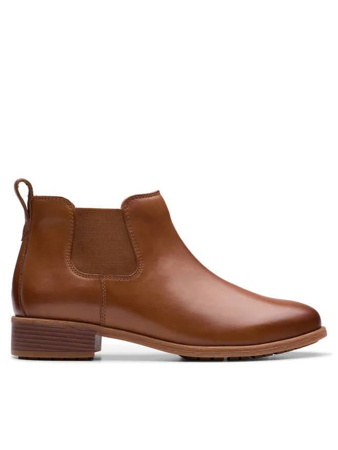 Clarks Μποτάκια με λάστιχο · Καφέ