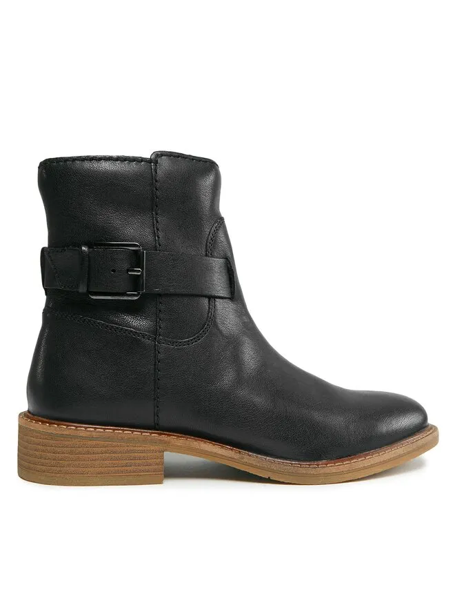 Clarks Μποτάκια · Μαύρο