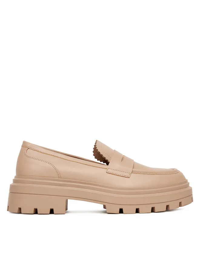 Loafers · Μπεζ