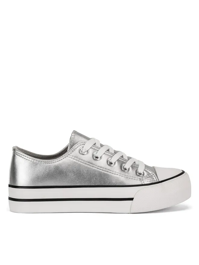 DeeZee Sneakers · Ασημί