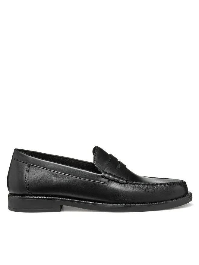 Μοκασίνια · Μαύρο