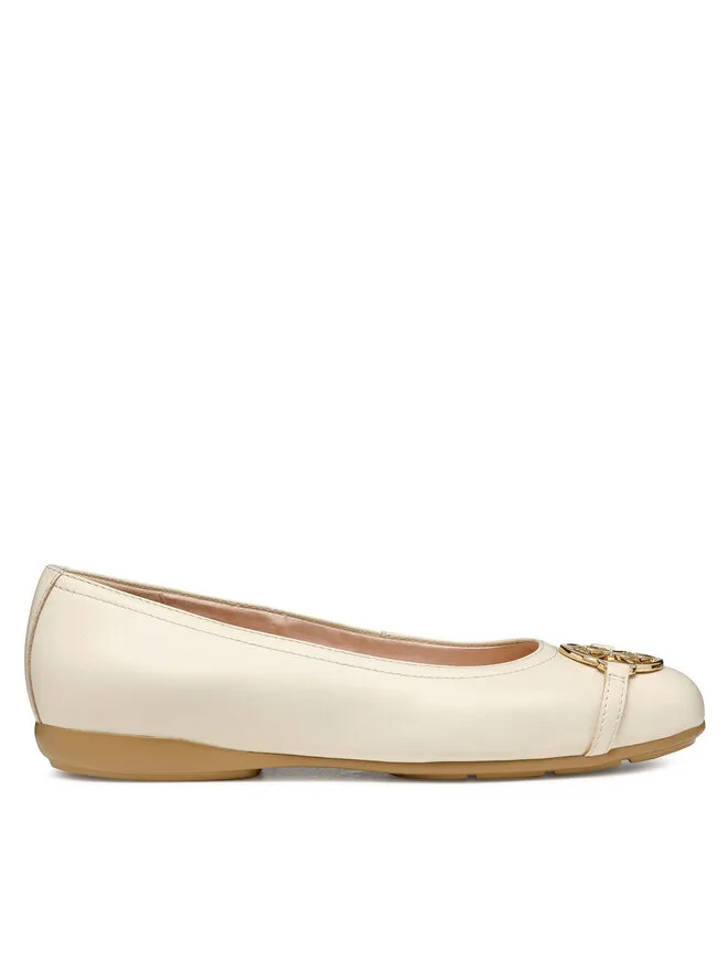 Μπαλαρίνες · Μπεζ