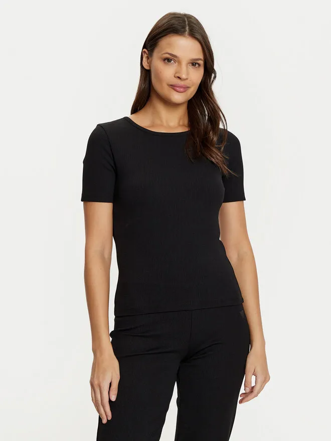 T-Shirt · Μαύρο