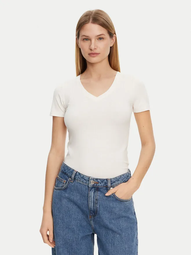 T-Shirt · Εκρού