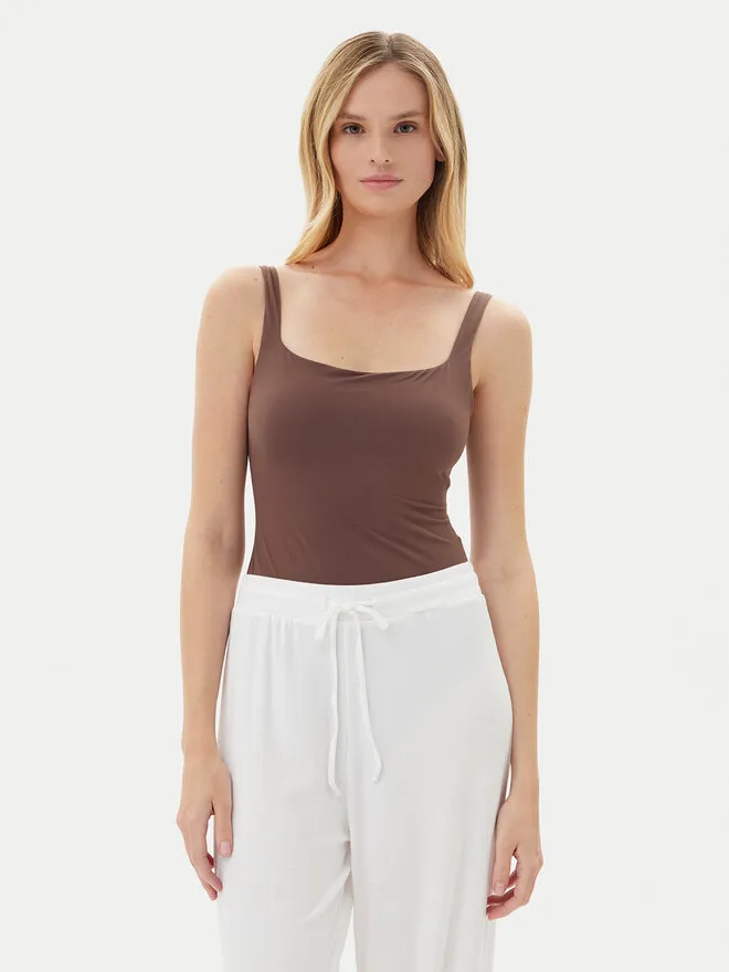 κορμάκι · Καφέ