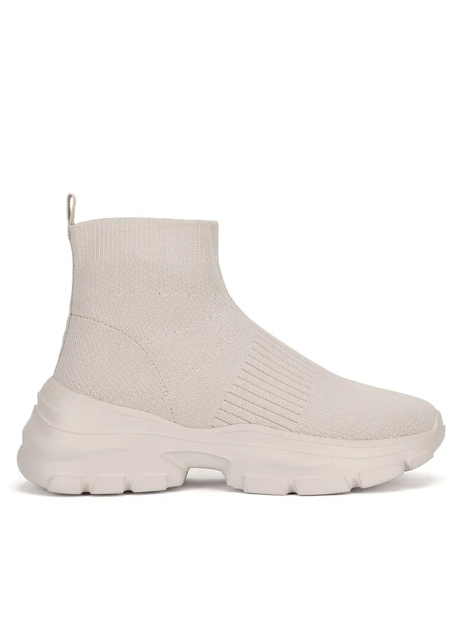 Αθλητικά · Μπεζ