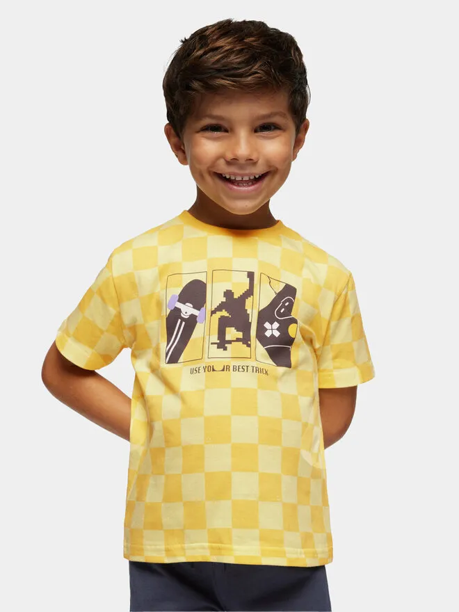 T-Shirt · Κίτρινο