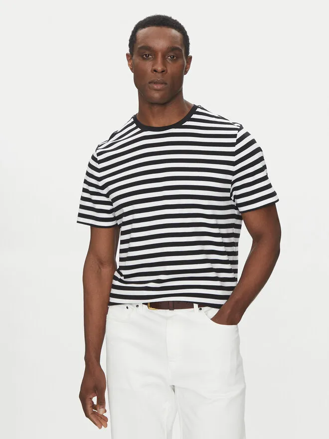 T-Shirt · Μαύρο