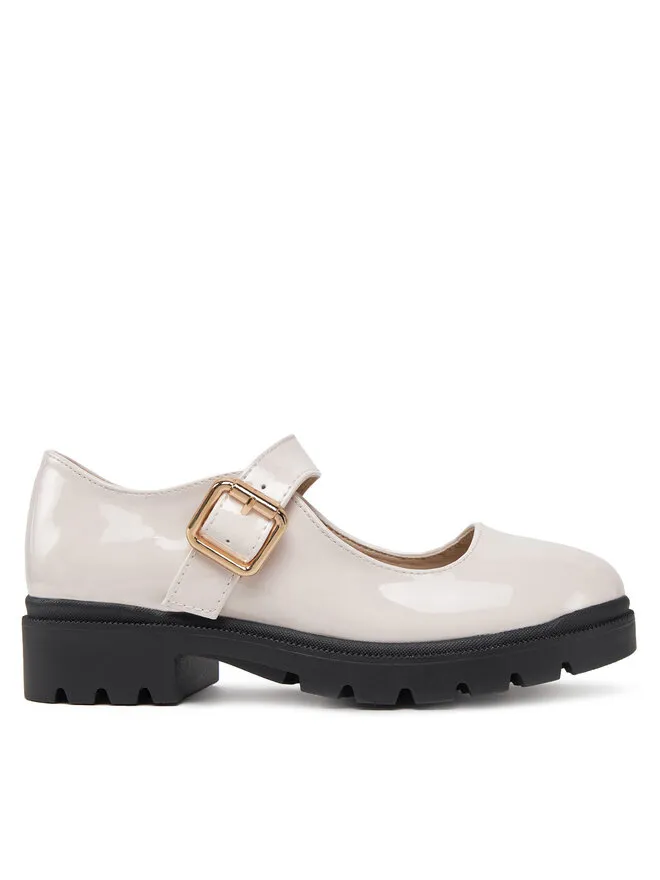 Κλειστά παπούτσια · Μπεζ