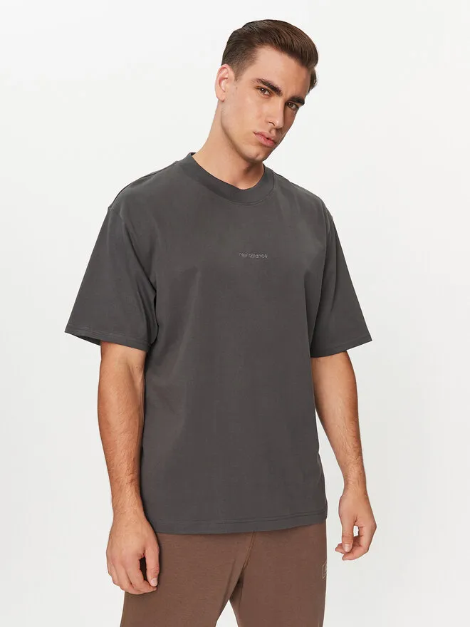 New Balance T-Shirt · Μαύρο