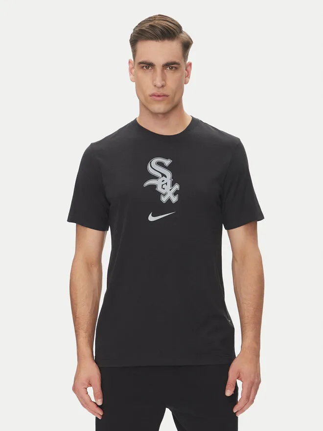 Nike T-Shirt · Μαύρο